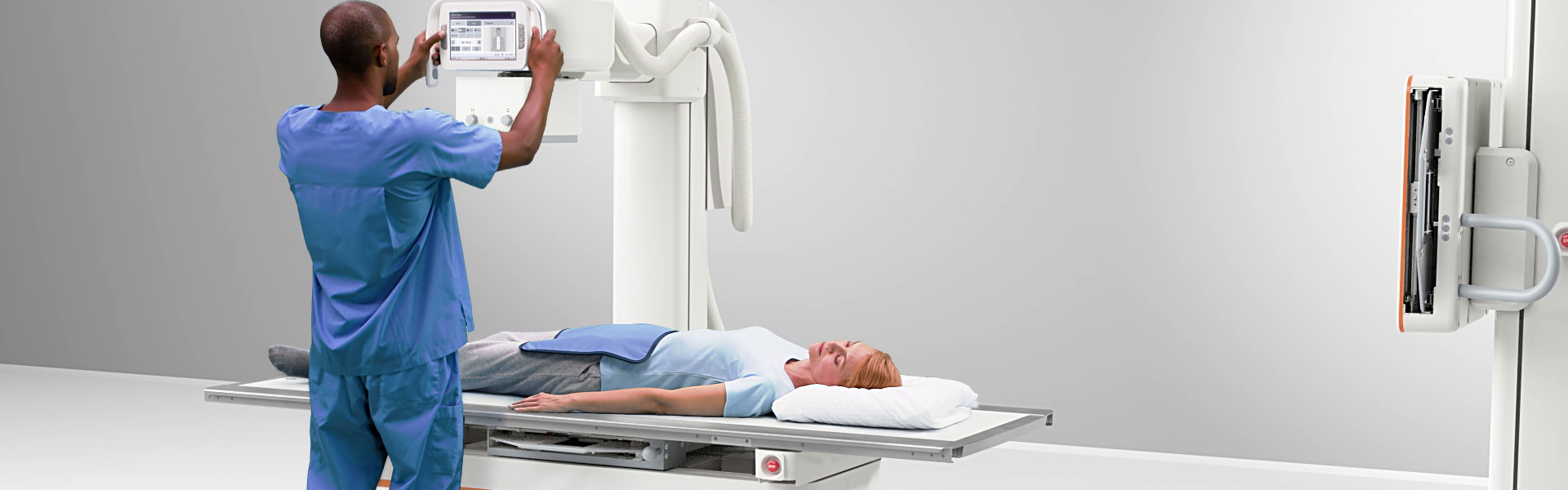 X-ray imaging services at HealthChecks360 for detailed internal body diagnostics